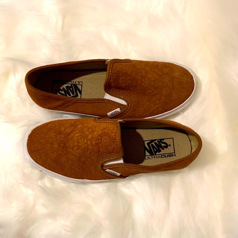 Floral embossed suede slip-on Vans